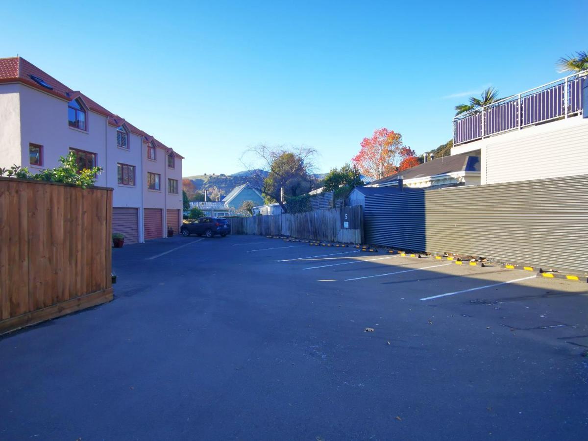 Les Troupes Apartments Akaroa Extérieur photo